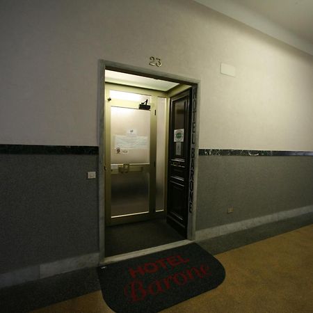 Hotel Barone Genoa Bagian luar foto