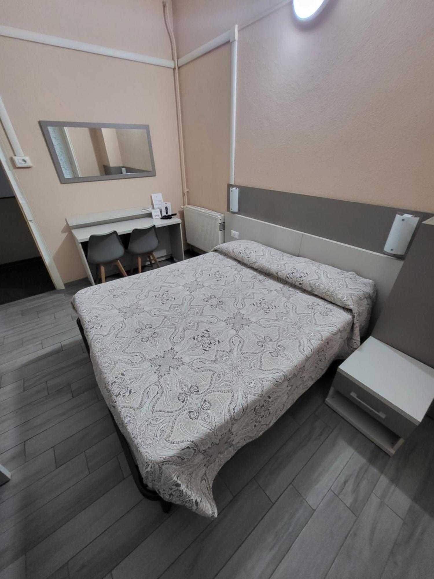 Hotel Barone Genoa Bagian luar foto